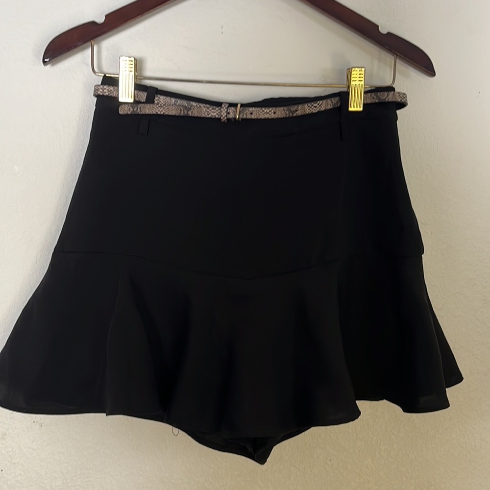 Zara basic black mini short/skirt with animal printed belt